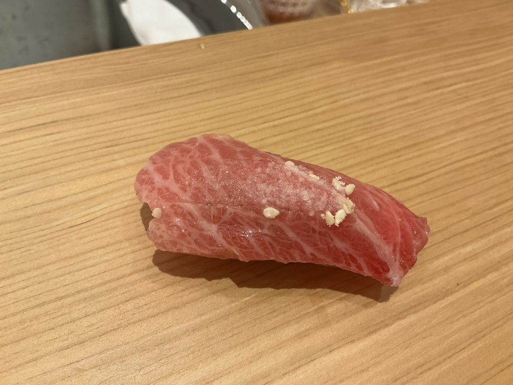 鮨あきの大トロ