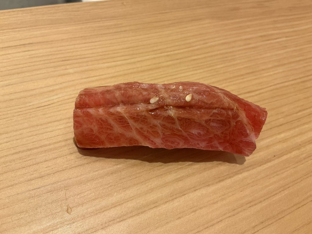 鮨あきの中トロ