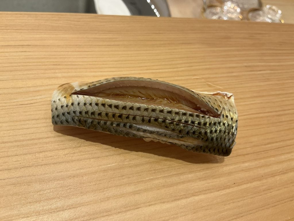 鮨あきのコハダ