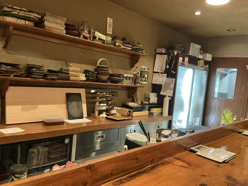 東京 土山人の店内
