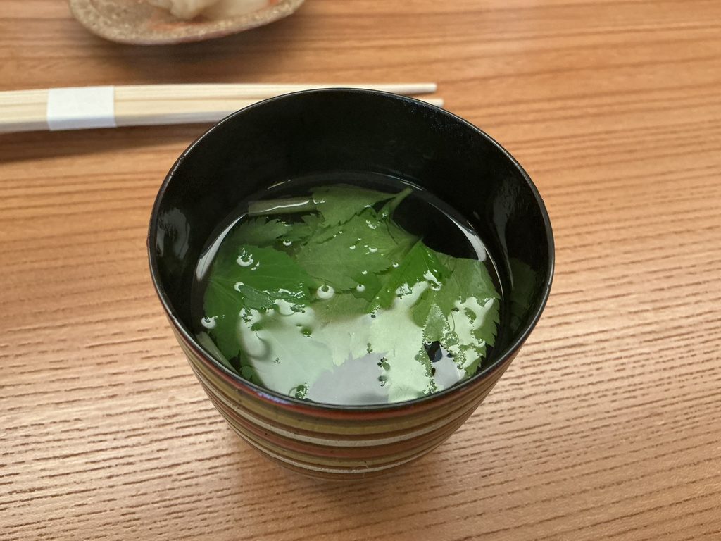 つくし寿司のお椀