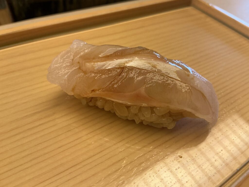 鮨おばなのアラ
