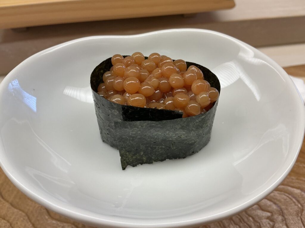 鮨おばなのイクラ