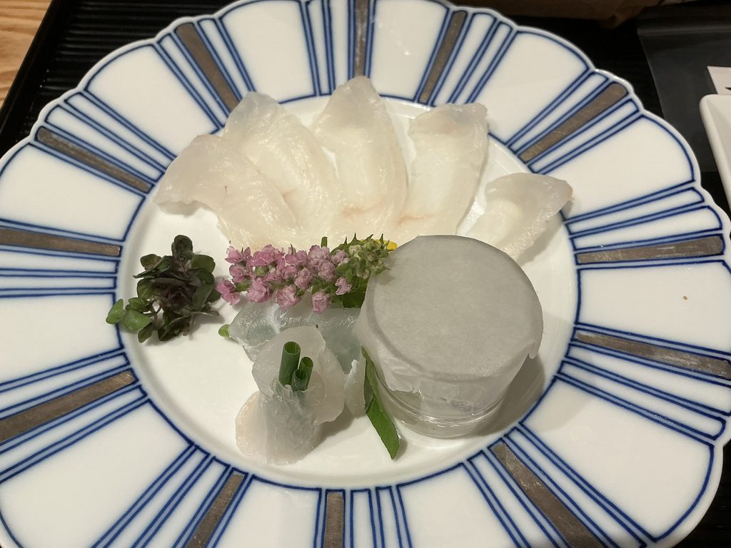 日比谷ろくさん亭のみちばの口取りはじめ