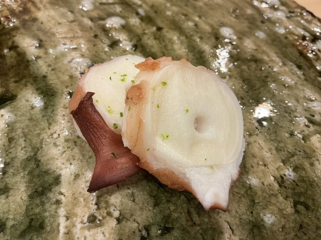 鮨桂太のタコ
