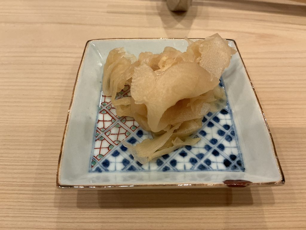 鮨桂太のガリ