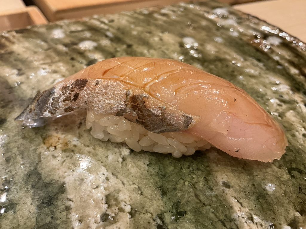 鮨桂太のサワラ